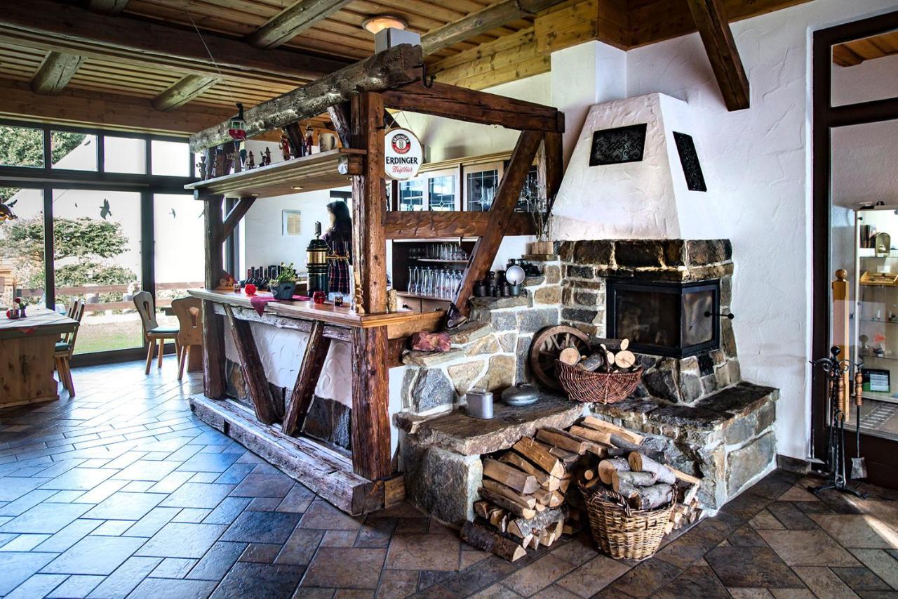 Am Roten Hammer I Gasthof Und Pension Oberwiesenthal Eksteriør bilde
